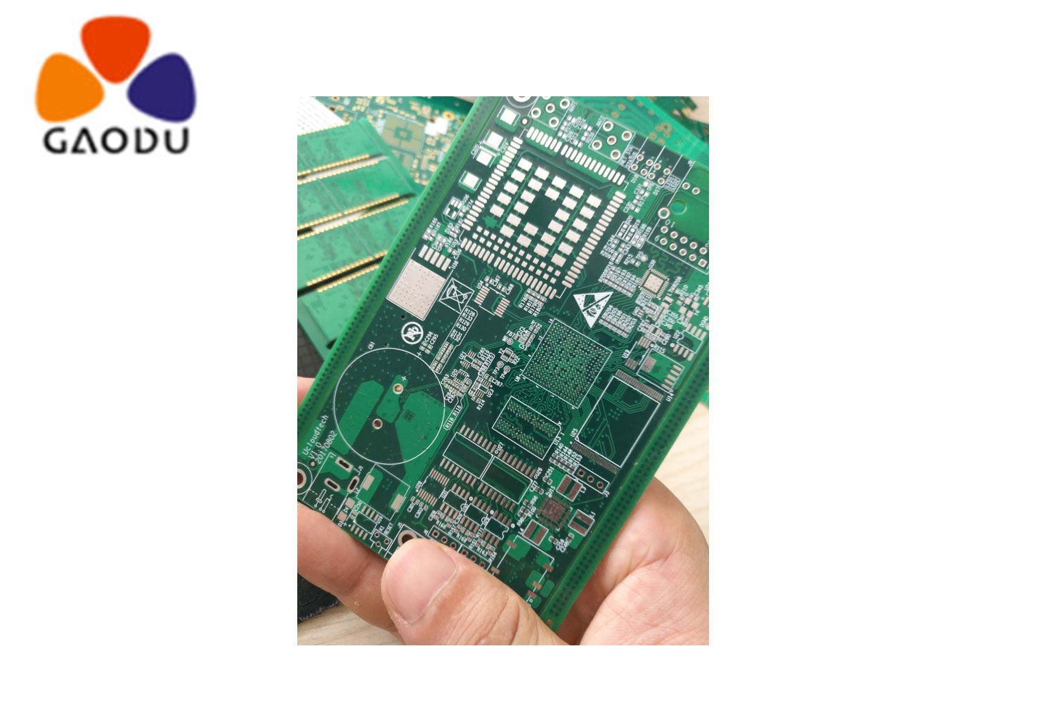 Maxim Integrated发布最新基础模拟收发器
